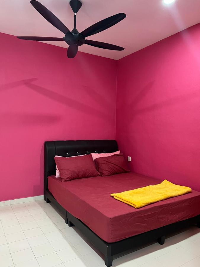 Batu Feringgi Homestay Exteriör bild